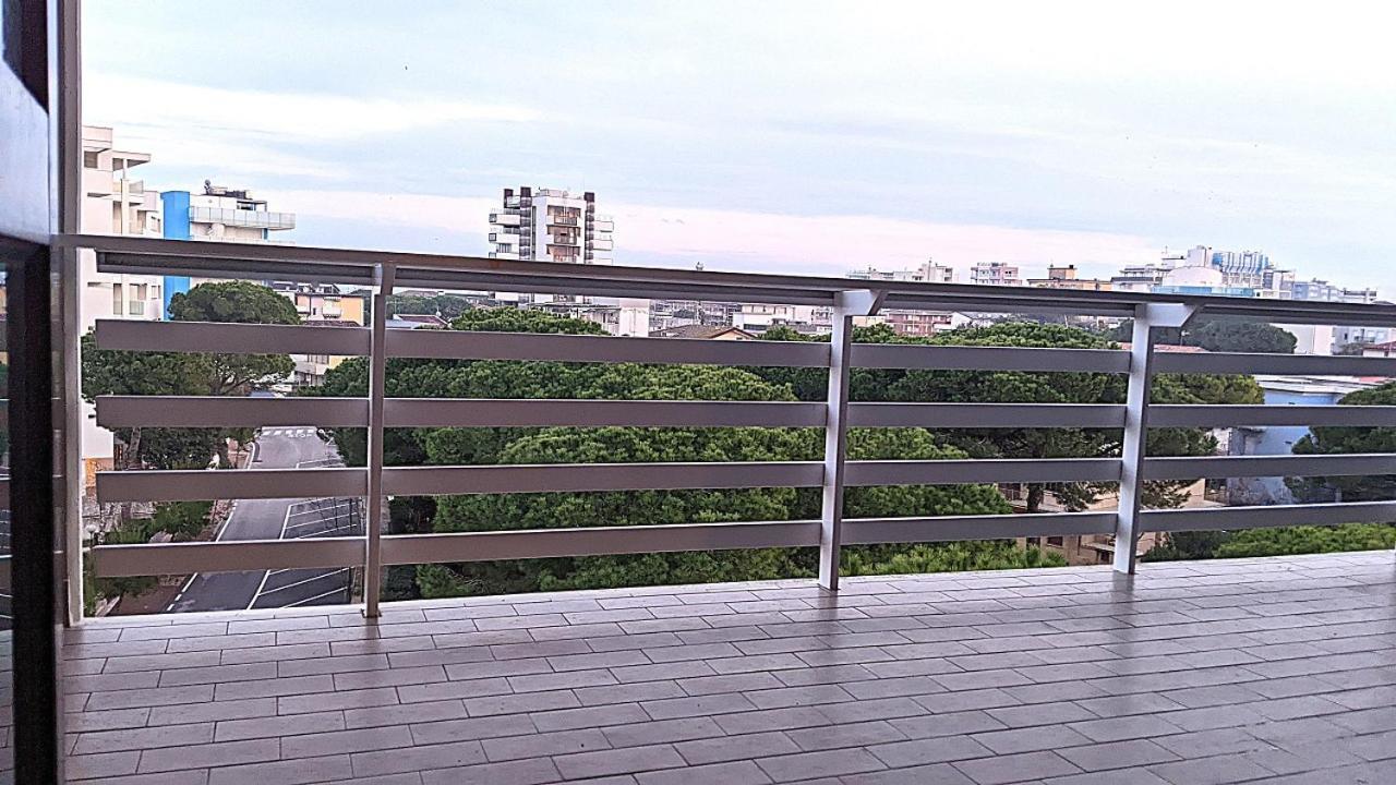 Residenza Olimpo Apartman Lignano Sabbiadoro Kültér fotó